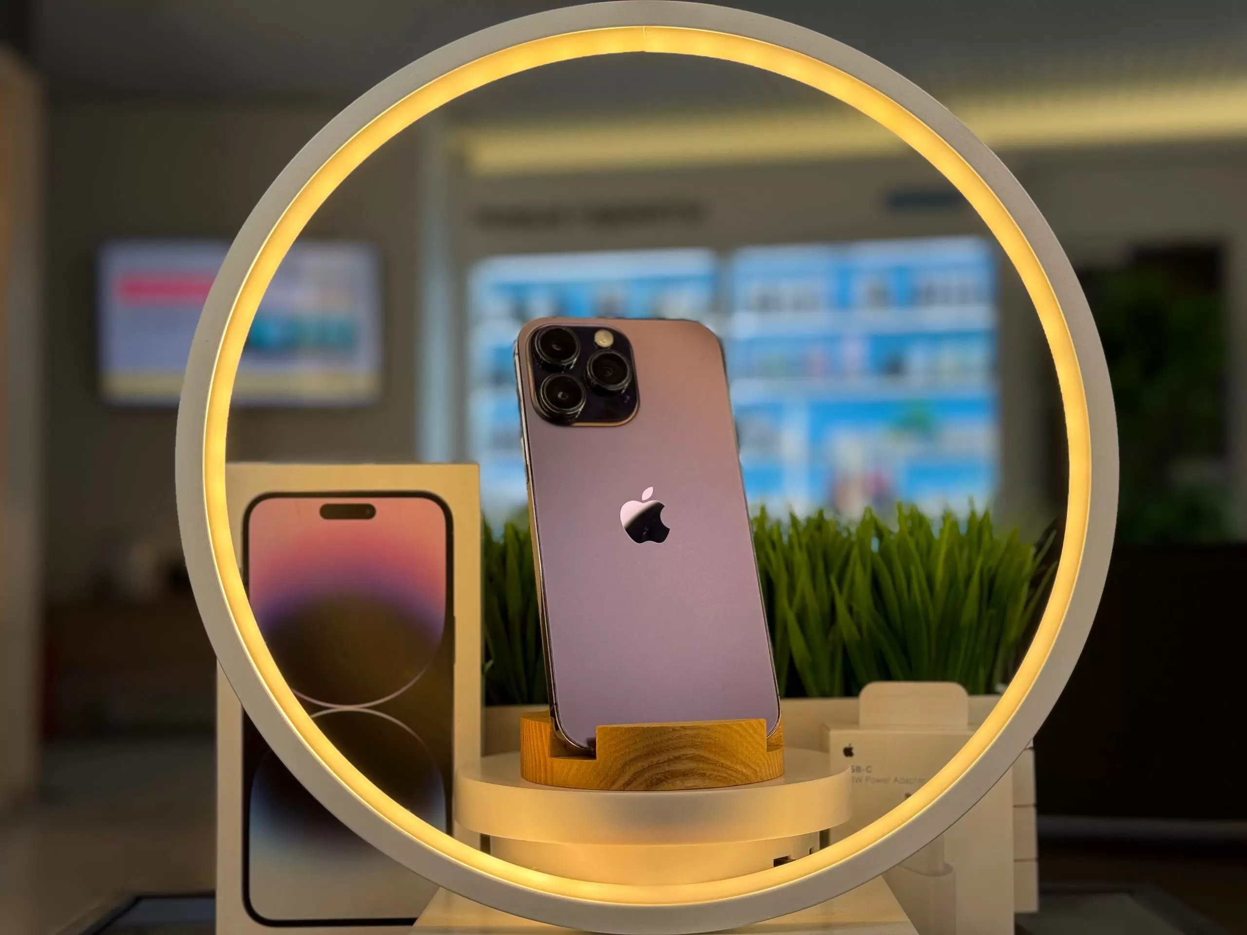 - Смартфон Apple iPhone 14 Pro Max Dual eSIM, Темно-фиолетовый, 128 ГБ / 7253*