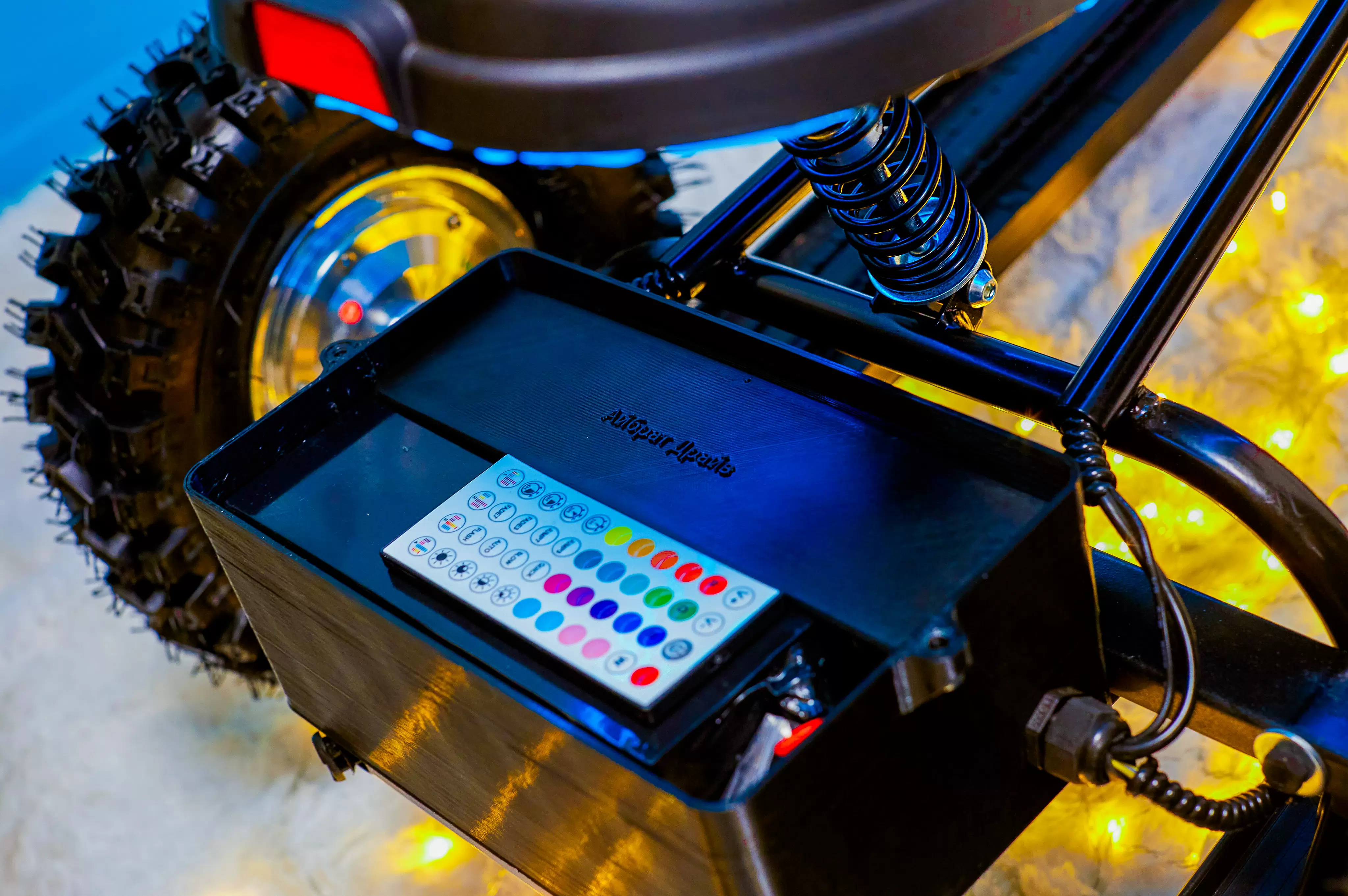 Снегокат электрический iBrat S2, Оранжевый Снегокат электрический iBrat S2, Оранжевый