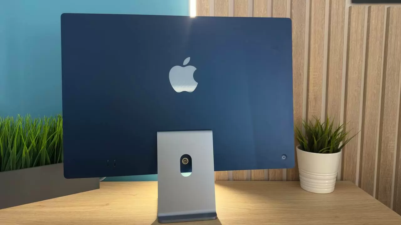 Моноблок Apple iMac 24" 2020, (M1, RAM 8 ГБ, SSD 512tb ГБ) [A2438 | MGPL3] Голубой / С125F*