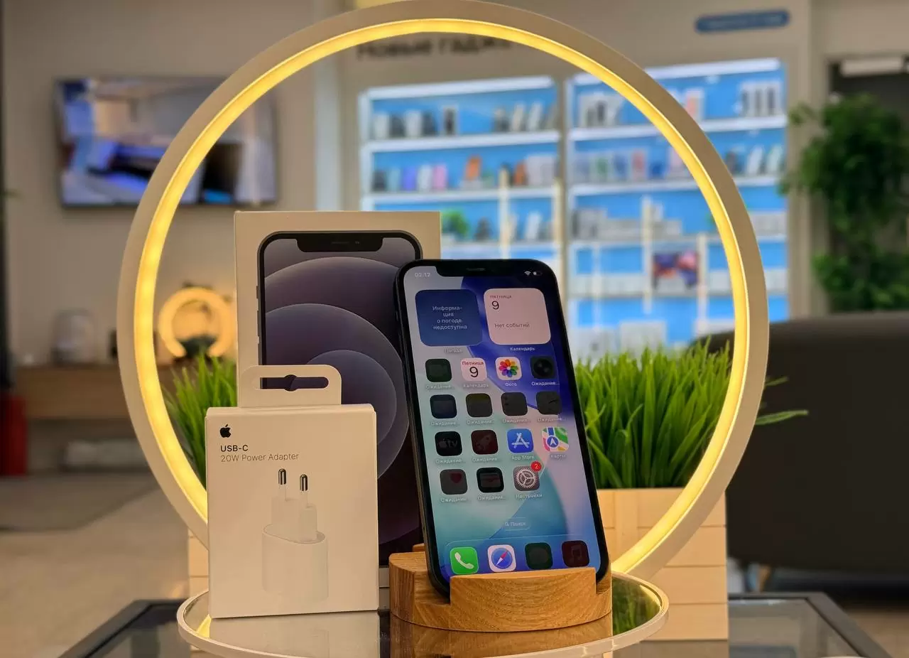 - Смартфон Apple iPhone 12, Чёрный, 256 ГБ / 0815*