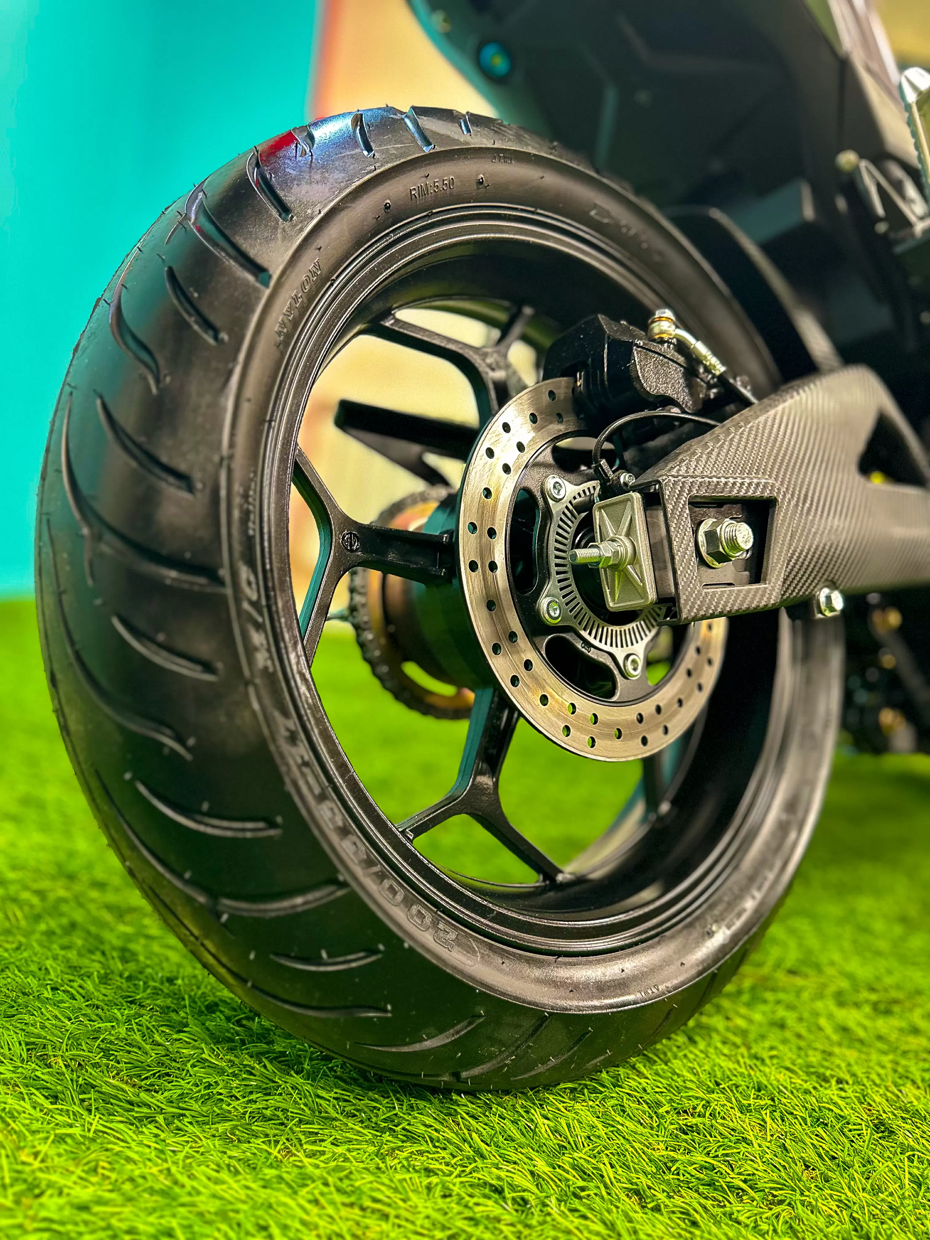 Электромотоцикл Ducati Panigale (серый) Электромотоцикл Ducati Panigale (серый)