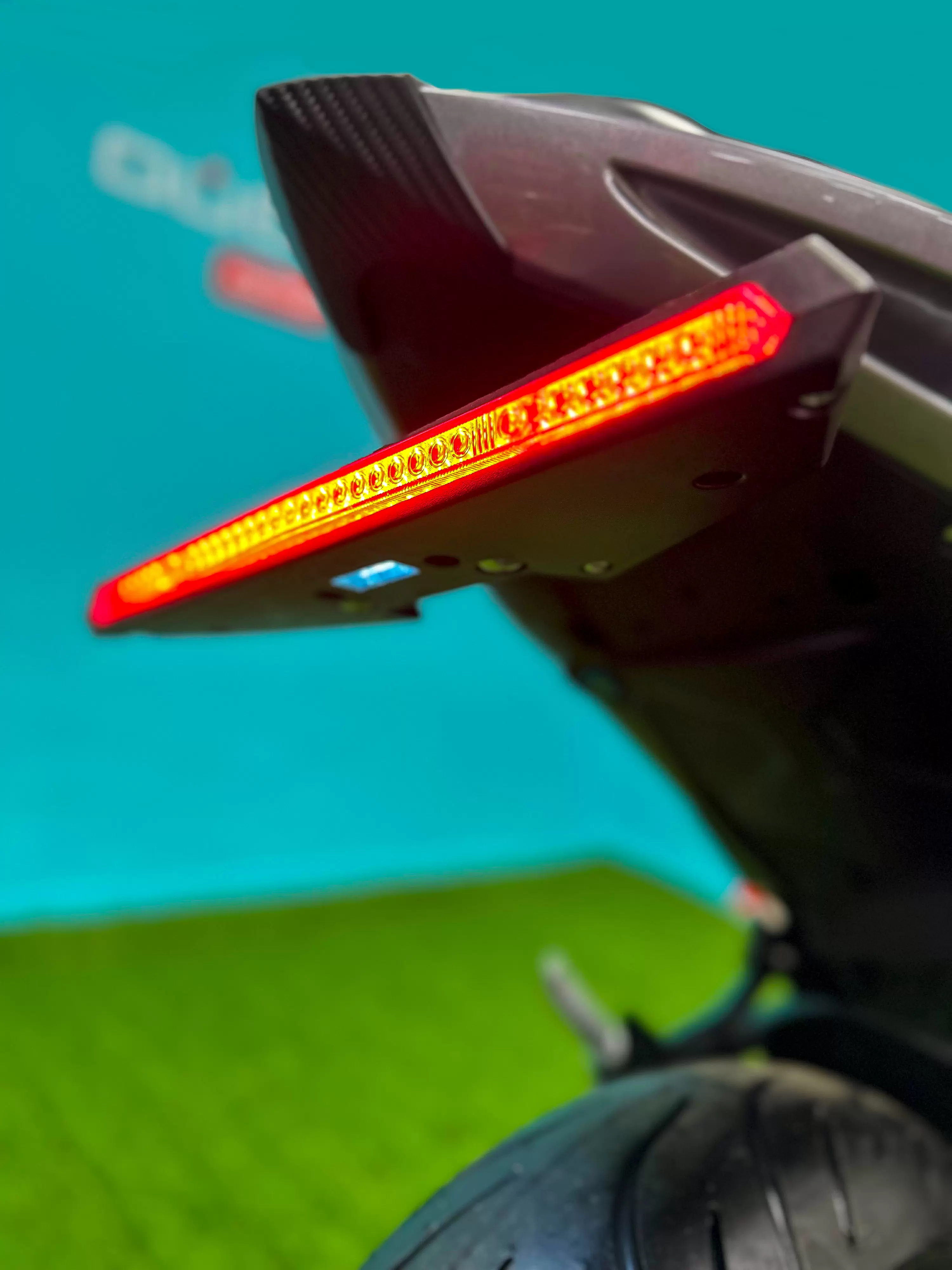 Электромотоцикл Ducati Panigale (серый) Электромотоцикл Ducati Panigale (серый)