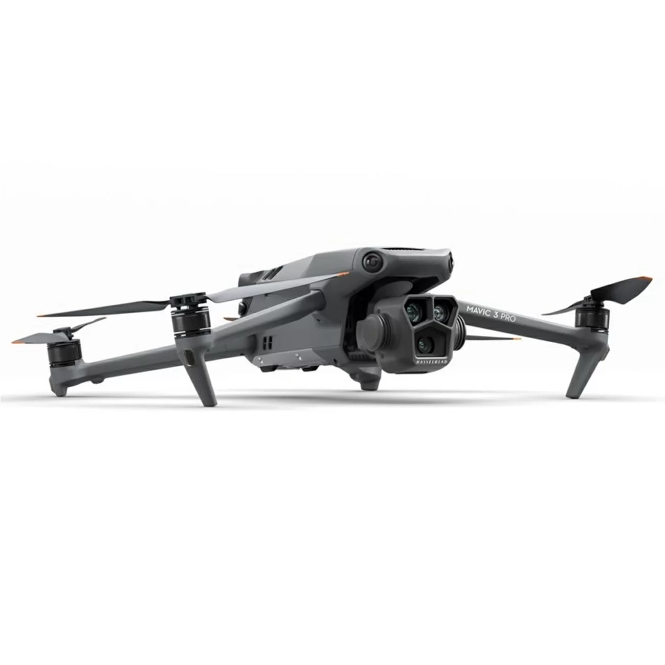 Квадрокоптер DJI Mavic 3 Pro, пульт DJI RC Квадрокоптер DJI Mavic 3 Pro, пульт DJI RC
