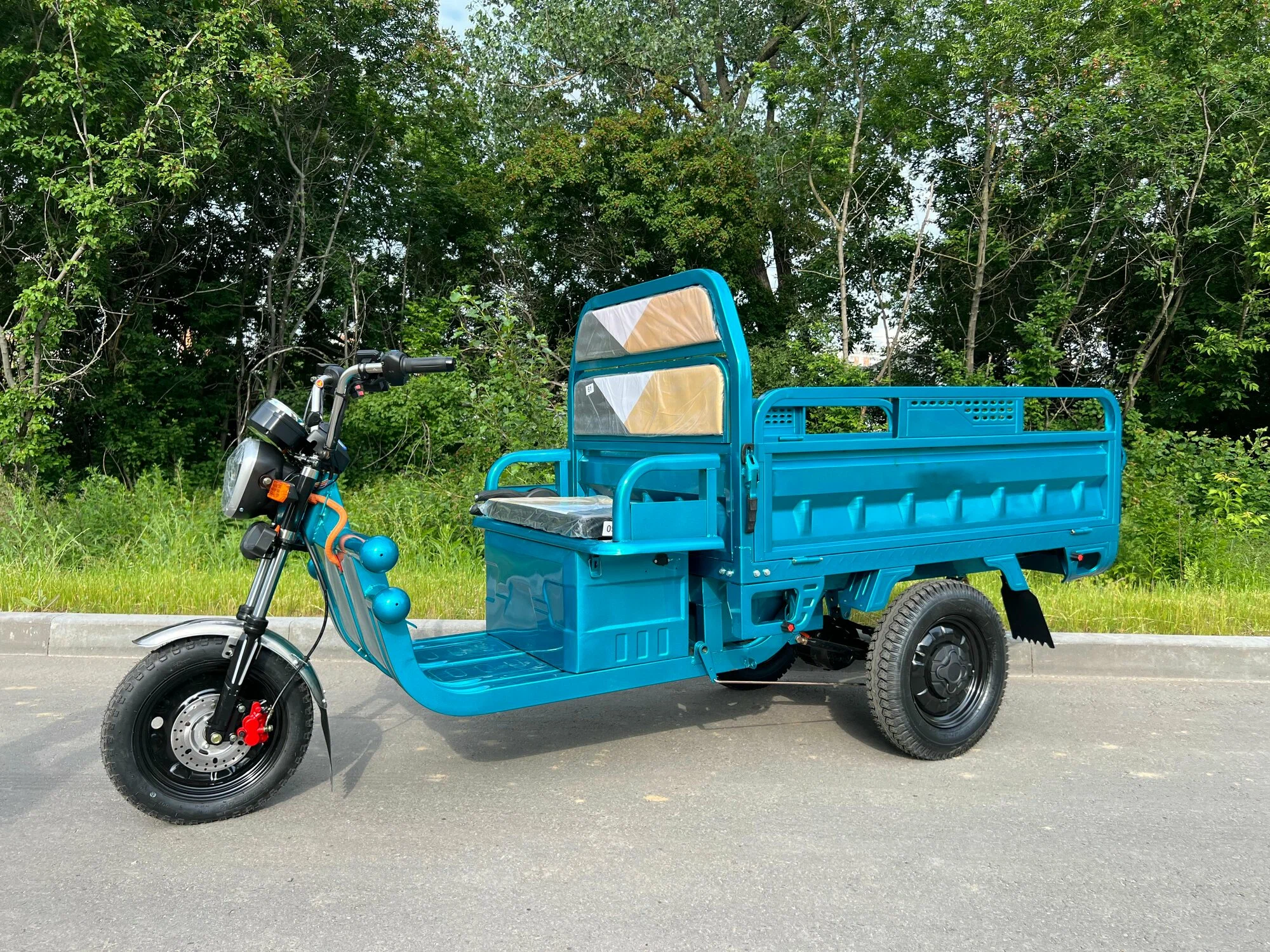 Электроскутер грузовой IKINGI C-06 Электроскутер грузовой IKINGI C-06