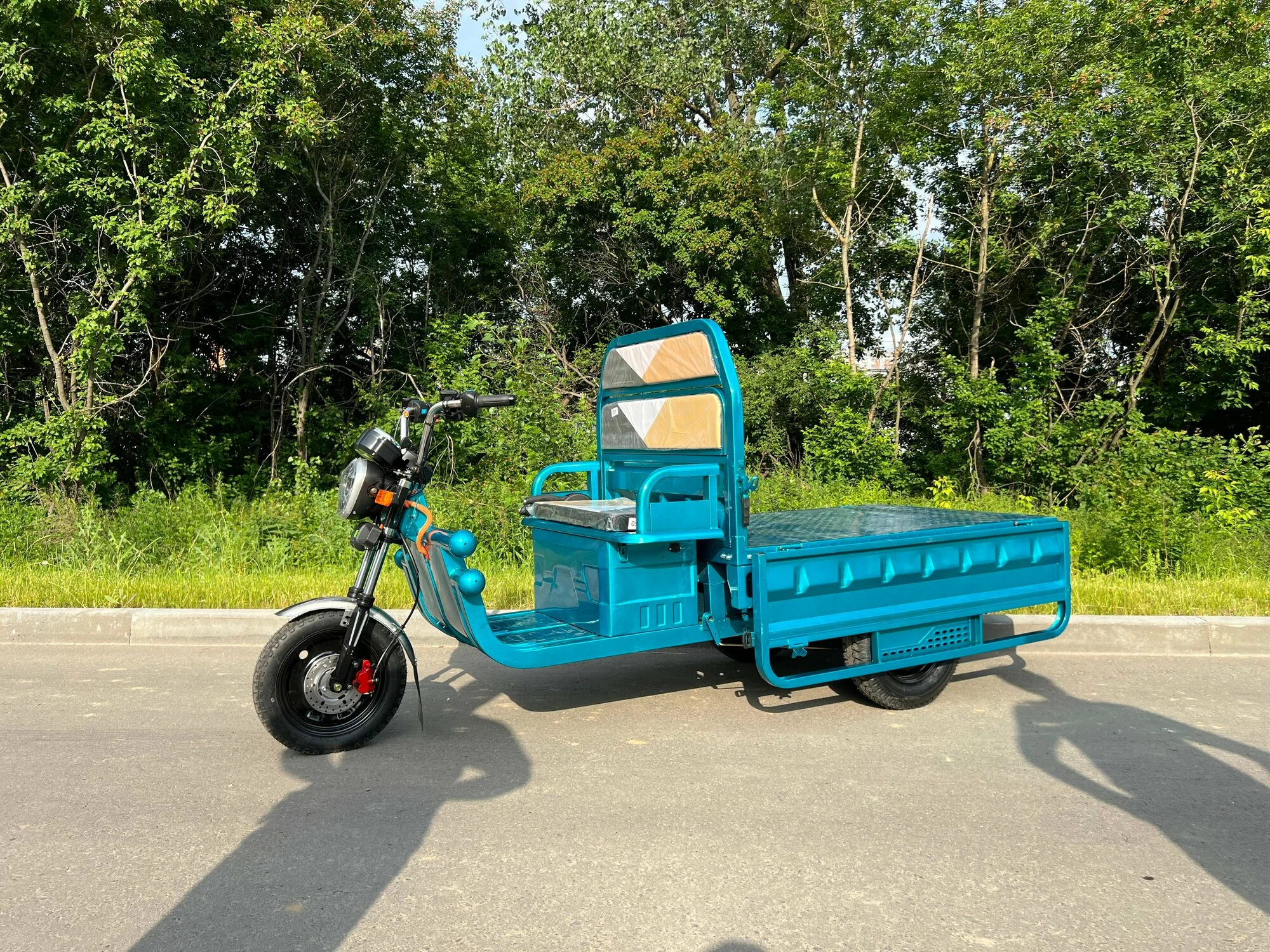 Электроскутер грузовой IKINGI C-06 Электроскутер грузовой IKINGI C-06